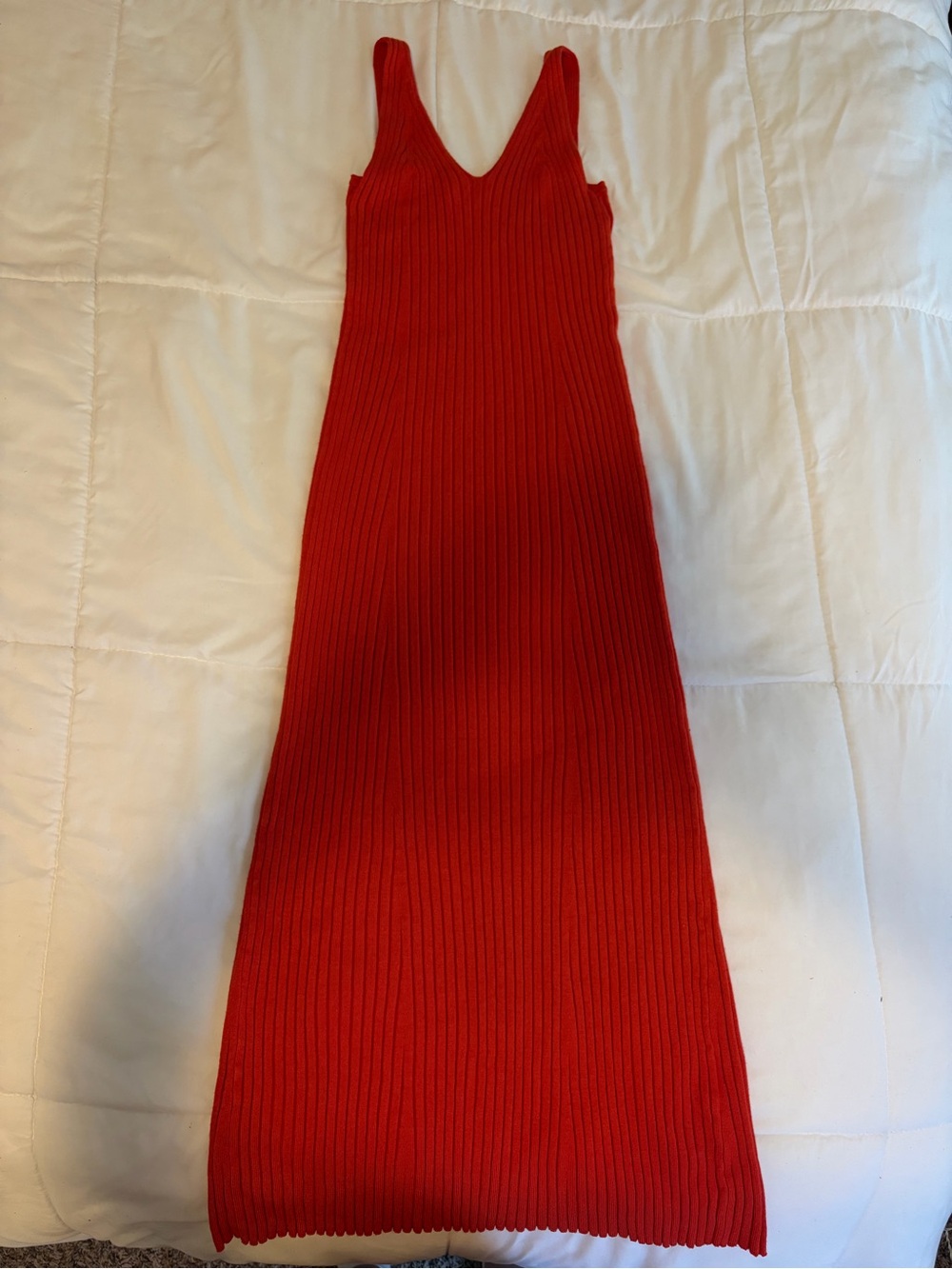 Red Ribbed Knit V-Neck Maxi Dress